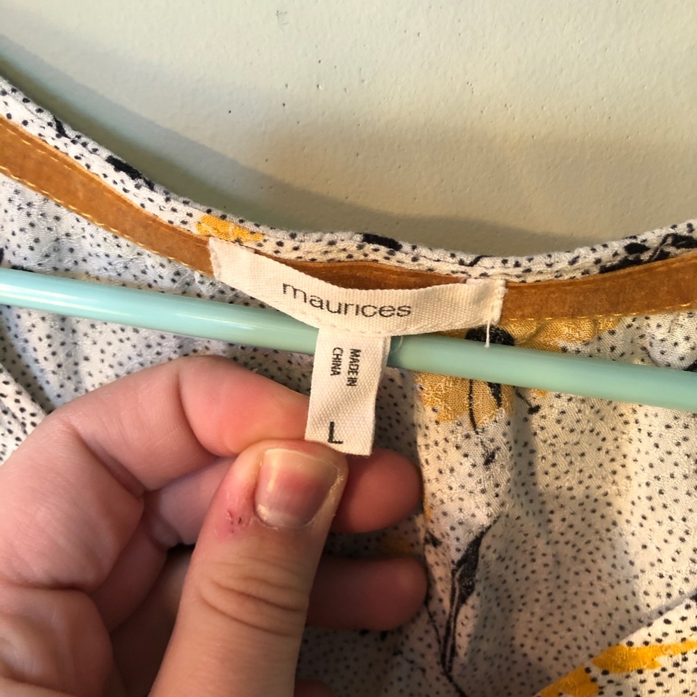 Blouse - Picture 3 of 3